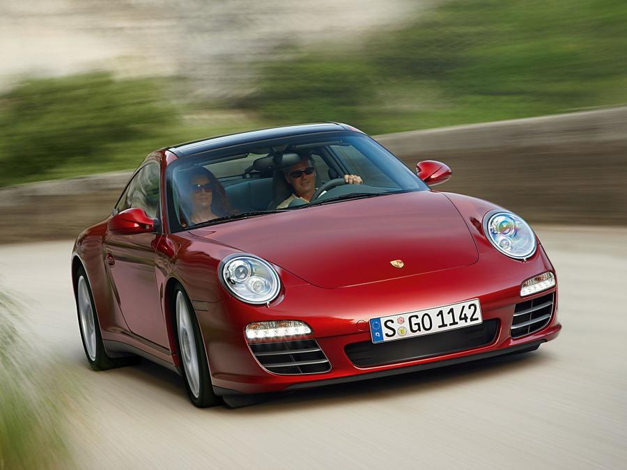  Porsche 911 Targa 4S 2008 года  (фото 16 из 41)